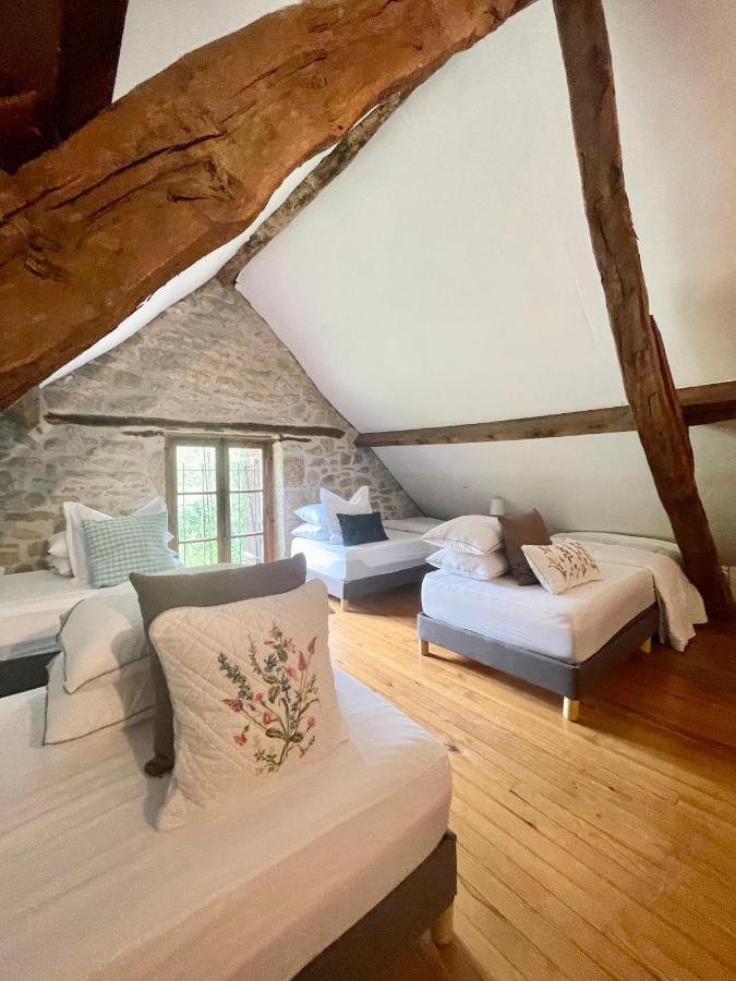 فيلا Domaine Du Bonheur En Pierre Avec Piscine, Proche Sarlat Carlux المظهر الخارجي الصورة