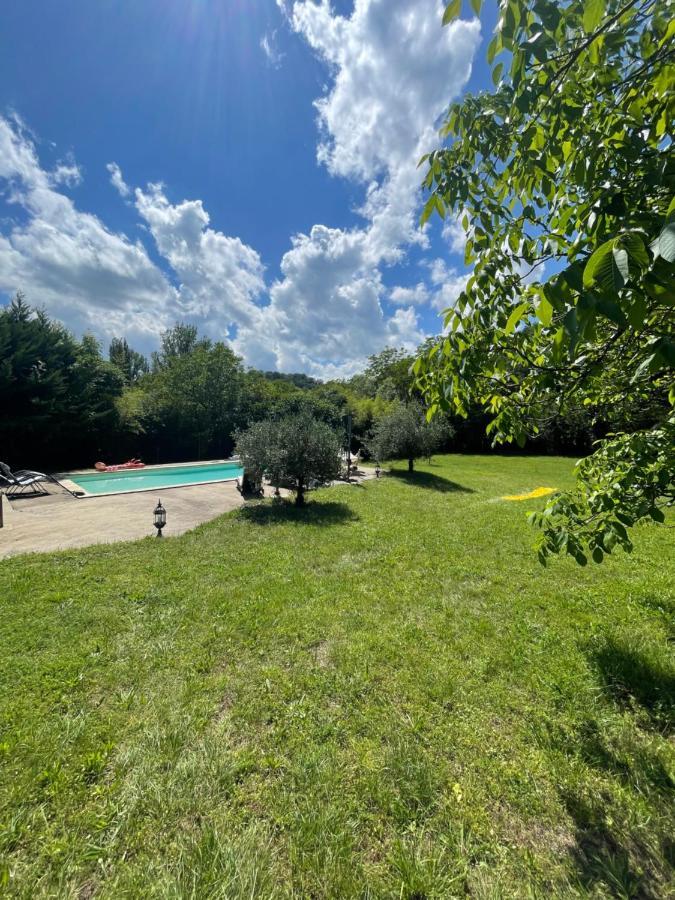 فيلا Domaine Du Bonheur En Pierre Avec Piscine, Proche Sarlat Carlux المظهر الخارجي الصورة