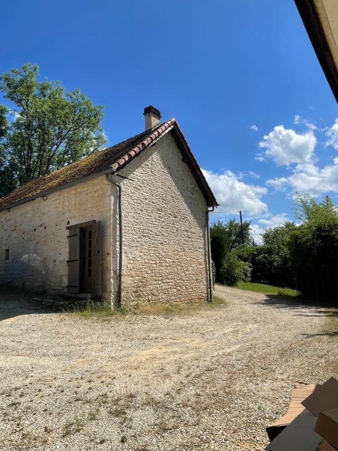 فيلا Domaine Du Bonheur En Pierre Avec Piscine, Proche Sarlat Carlux المظهر الخارجي الصورة