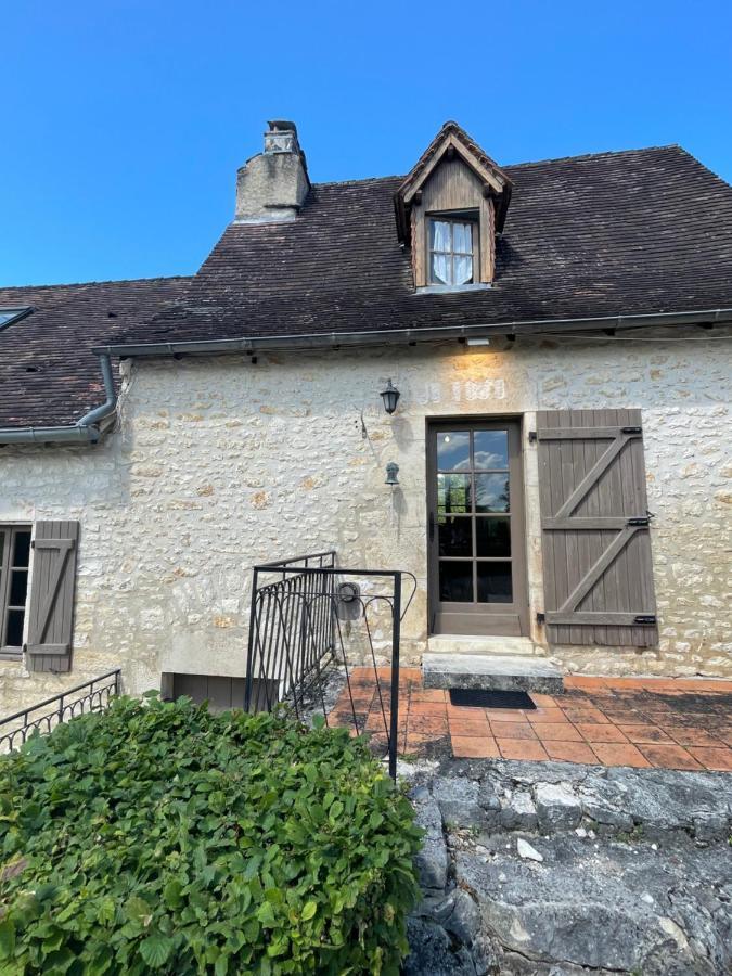 فيلا Domaine Du Bonheur En Pierre Avec Piscine, Proche Sarlat Carlux المظهر الخارجي الصورة
