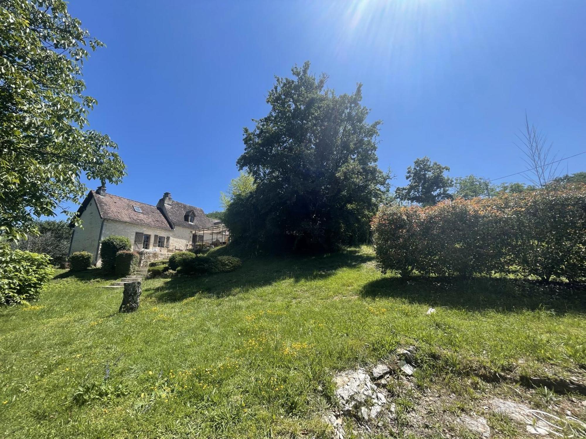 فيلا Domaine Du Bonheur En Pierre Avec Piscine, Proche Sarlat Carlux المظهر الخارجي الصورة